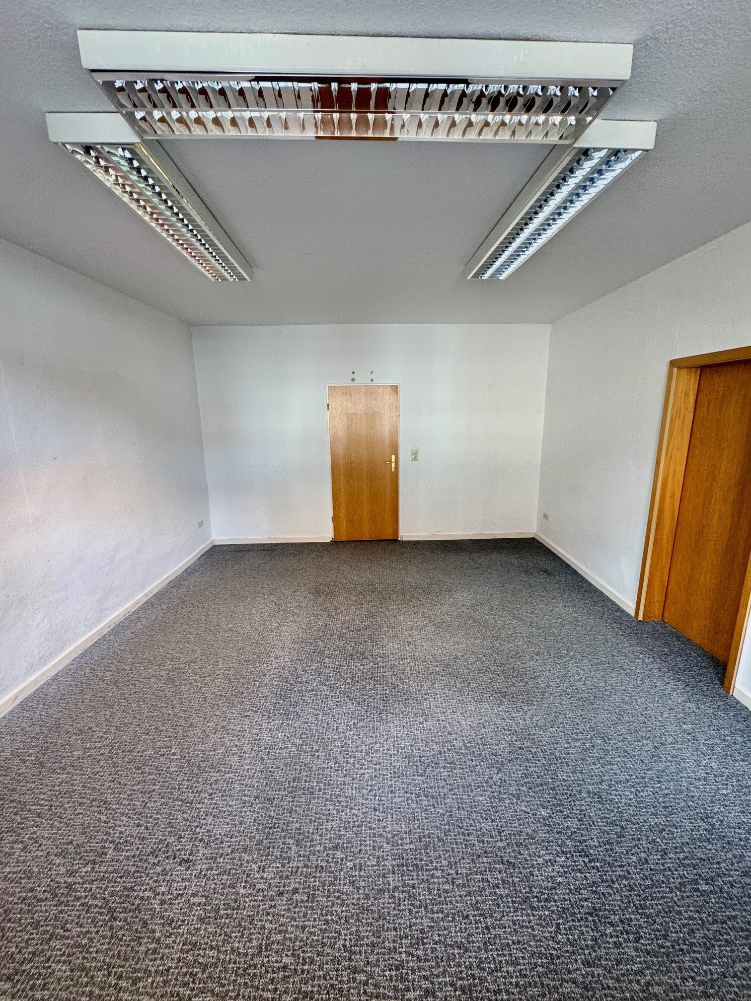 Goslar-Altstadt: Großzügige 5-Zimmerwohnung  