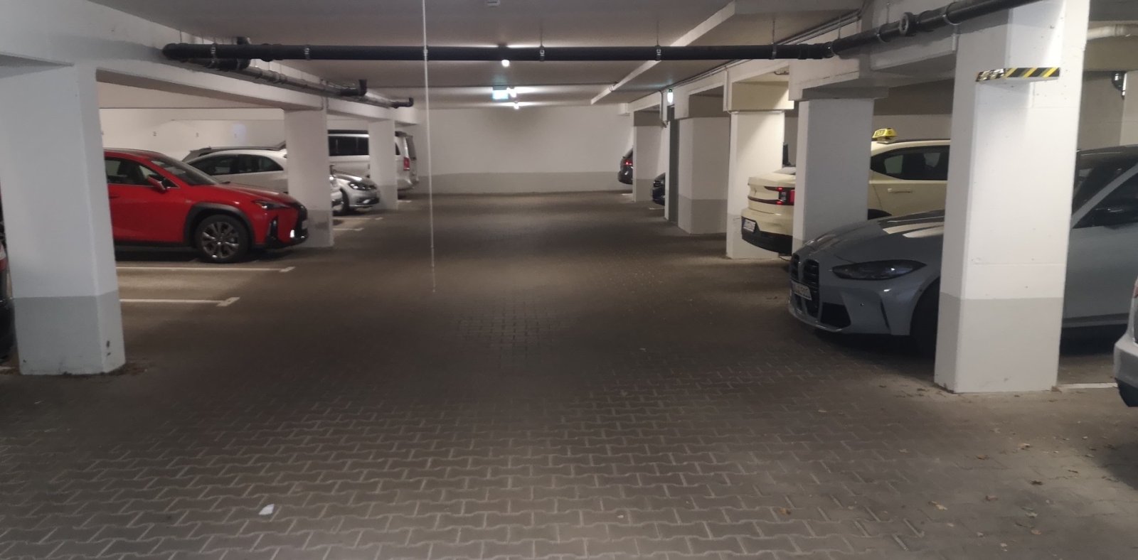 Tiefgarage Tiefgarage