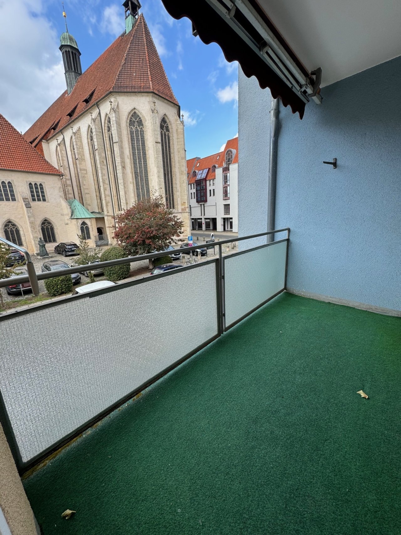Balkon Straßenseite Balkon Straßenseite