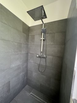 Ebenerdige Dusche